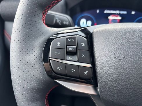 New 2026 Ford Explorer ST-Line w/ ST-Line Street Pack image 28