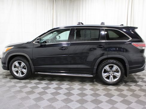 Used 2015 Toyota Highlander Limited image 38