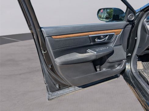 Used 2018 Honda CR-V EX image 9