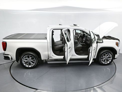 Used 2020 GMC Sierra 1500 Denali w/ Denali Ultimate Package AWD/4WD image 42