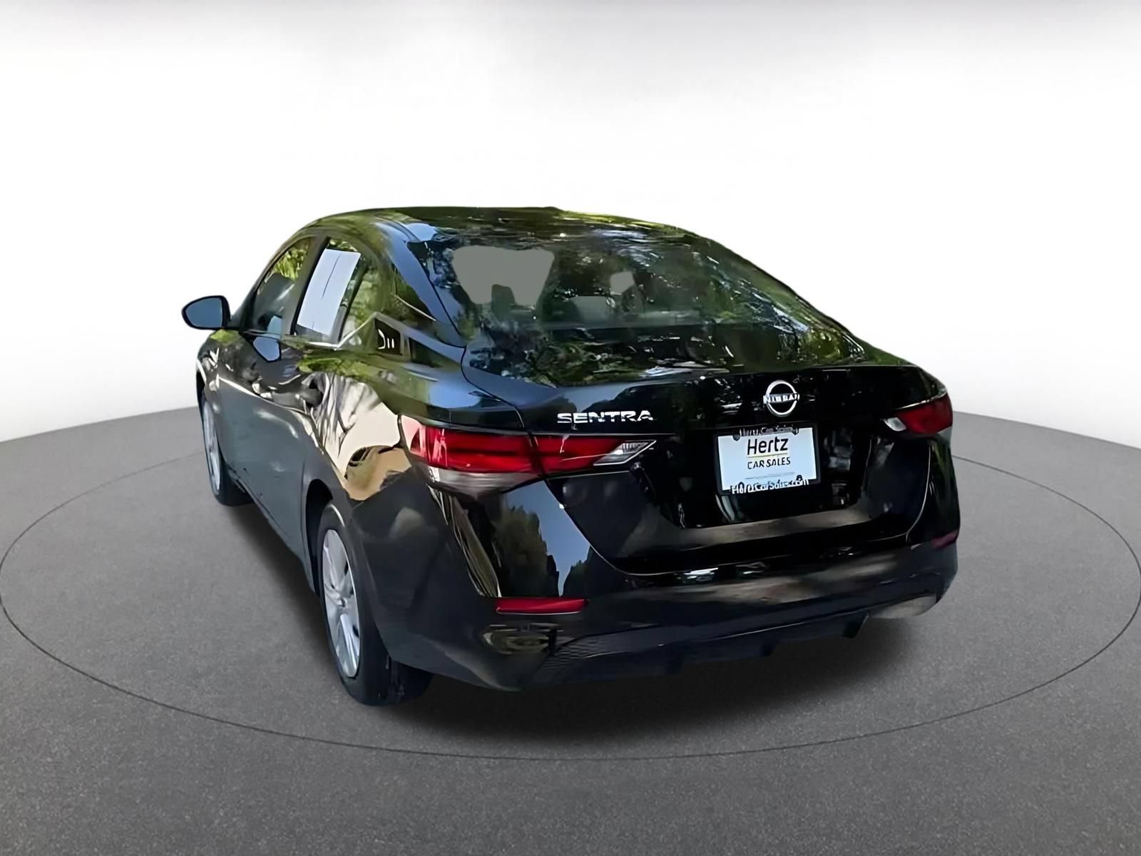 Used 2025 Nissan Sentra S FWD image 10