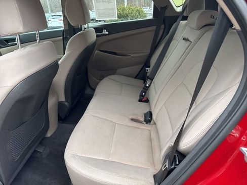 Used 2021 Hyundai Tucson SE image 26