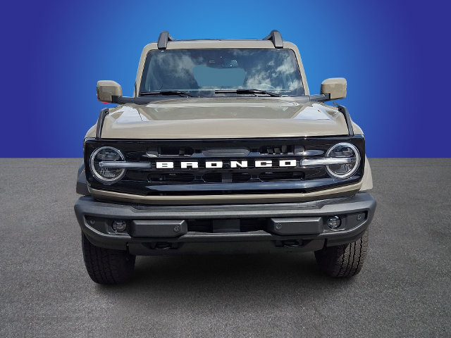 Used 2026 Ford Bronco Outer Banks AWD/4WD image 2