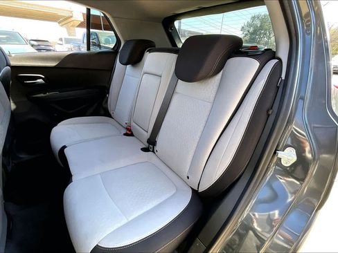 Used 2019 Chevrolet Trax LS w/ Tint and Cruise Package image 20