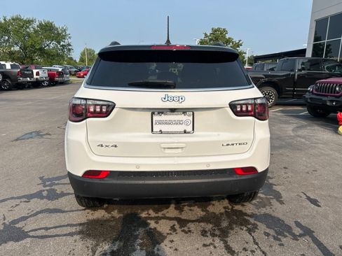 Used 2025 Jeep Compass Limited AWD/4WD image 5