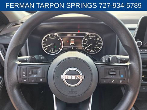 Used 2023 Nissan Rogue SV FWD image 28