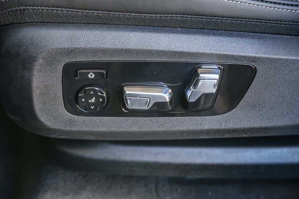 Used 2026 BMW X5 sDrive40i w/ M Sport Package RWD image 18
