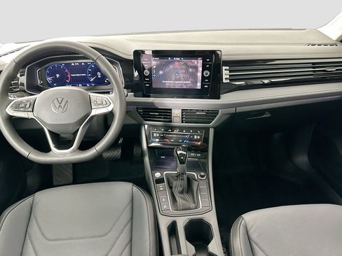 Certified 2025 Volkswagen Jetta SEL image 19