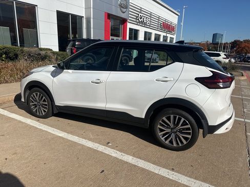Certified 2023 Nissan Kicks SV image 6