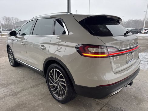 Used 2020 Lincoln Nautilus Reserve w/ Equipment Group 201A image 4