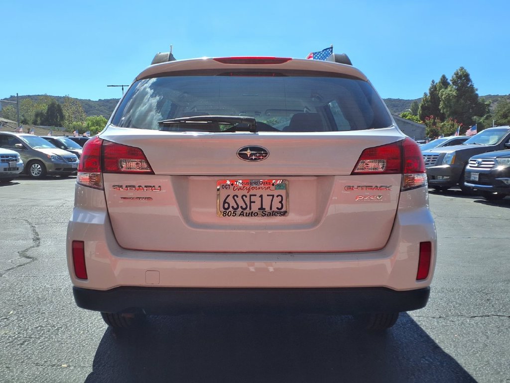 Used 2012 Subaru Outback 2.5i AWD/4WD image 6