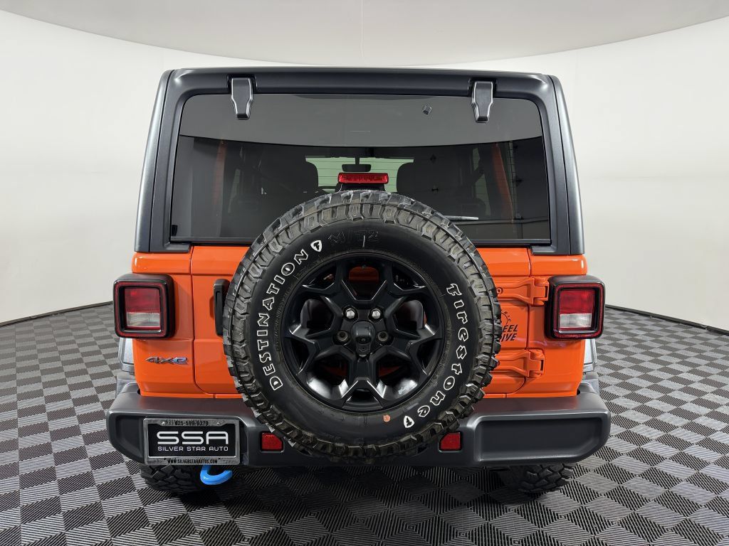 Used 2023 Jeep Wrangler Unlimited w/ 8.4" Radio Group AWD/4WD image 5