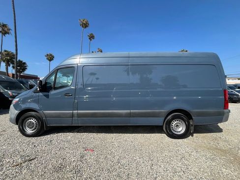 Used 2019 Mercedes-Benz Sprinter 170 image 9