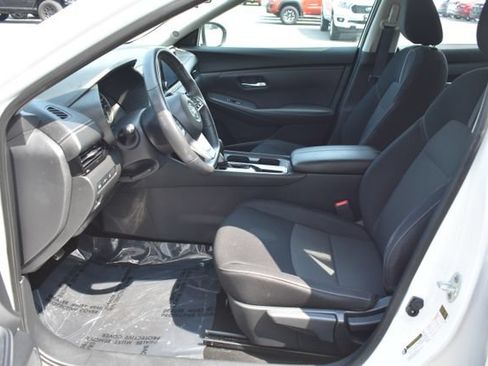 Used 2020 Nissan Sentra SV FWD image 17