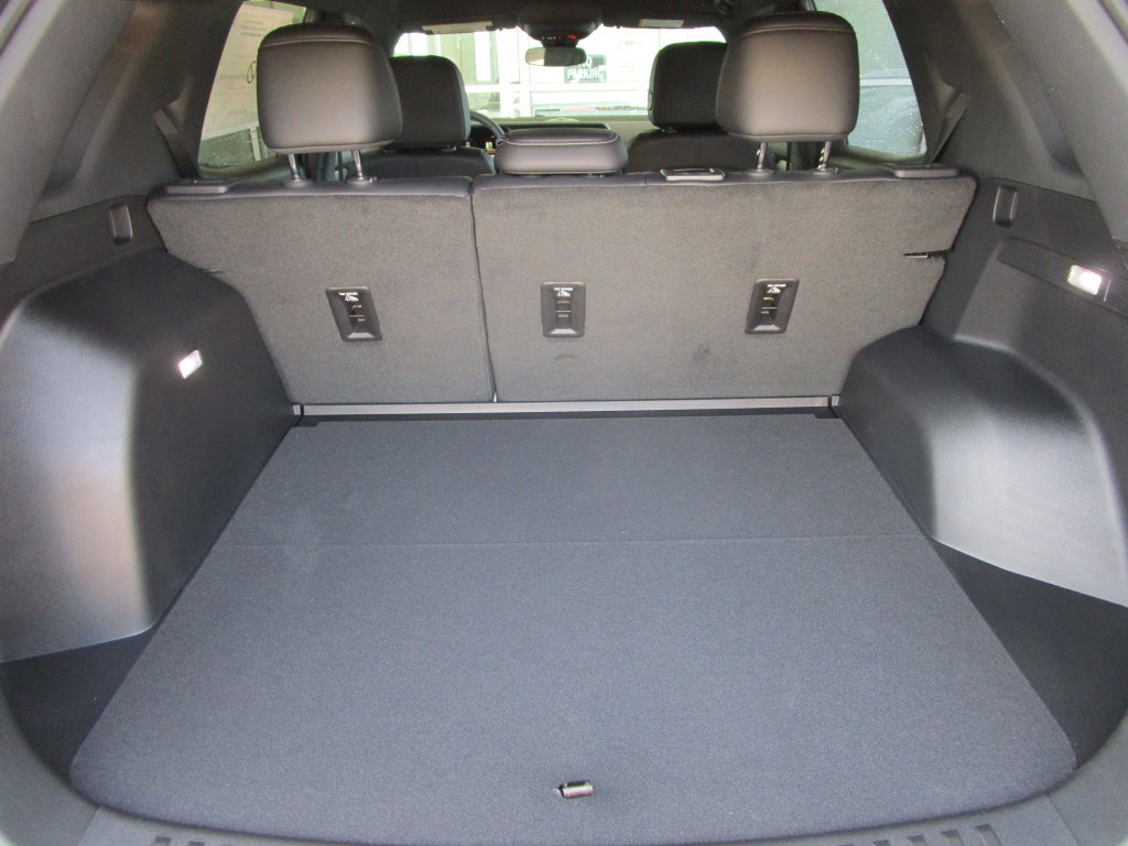 New 2027 GMC Terrain Elevation w/ Elevation Premium Package FWD image 14