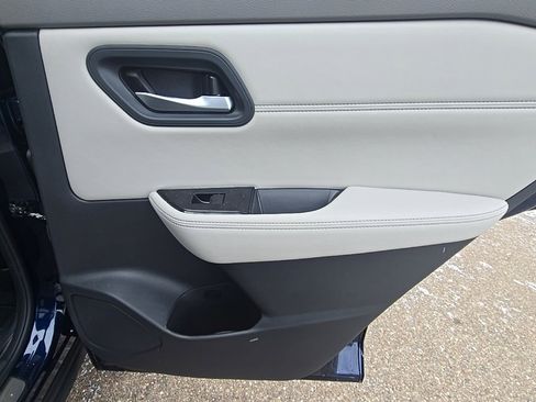 New 2026 Nissan Rogue SV image 29