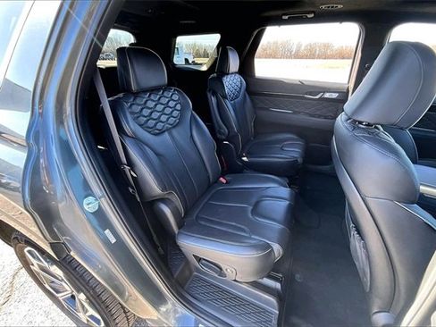 Used 2022 Hyundai Palisade Calligraphy image 25