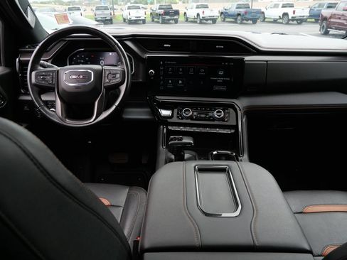 Used 2022 GMC Sierra 1500 AT4 w/ AT4 Preferred Package AWD/4WD image 26
