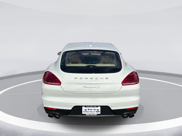 Used 2014 Porsche Panamera S RWD image 5