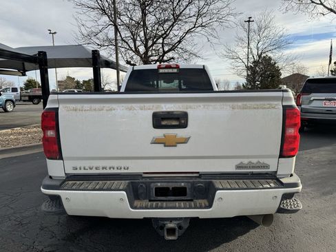 Used 2019 Chevrolet Silverado 3500 High Country w/ Duramax Plus Package image 4