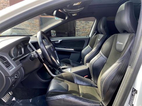 Used 2015 Volvo XC60 T6 R-Design Premier Plus image 9