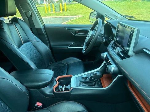 Used 2019 Toyota RAV4 Adventure AWD/4WD image 21