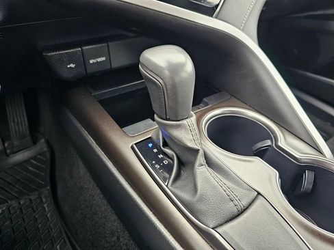 Used 2024 Toyota Camry SE FWD image 31