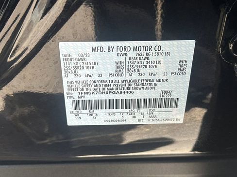 Used 2023 Ford Explorer XLT w/ Equipment Group 202A RWD image 34