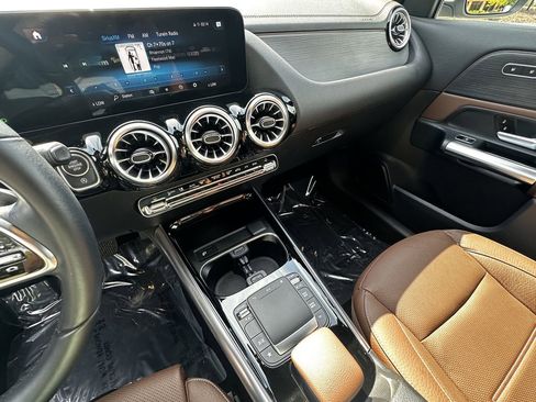 Certified 2022 Mercedes-Benz GLA 250 image 30