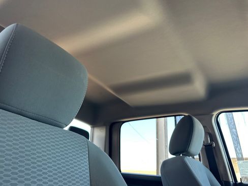 Used 2014 RAM 2500 Tradesman w/ Chrome Appearance Group AWD/4WD image 16