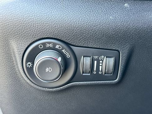 New 2026 Jeep Compass Latitude AWD/4WD image 23