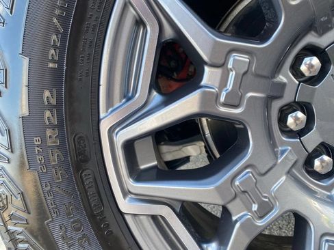 Used 2026 GMC Hummer EV SUV AWD/4WD image 32