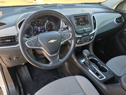 Used 2022 Chevrolet Equinox LT image 10