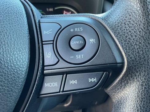 Certified 2024 Toyota RAV4 XLE AWD/4WD image 20