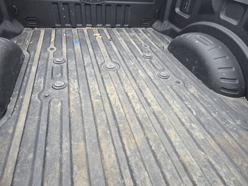 Used 2025 Ford F250 Platinum image 4