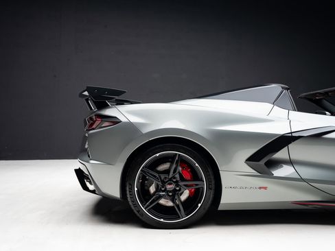 Used 2023 Chevrolet Corvette Stingray Preferred Conv w/ Z51 Performance Package RWD image 42