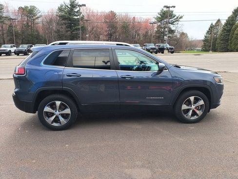 Used 2019 Jeep Cherokee Limited w/ Trailer Tow Group AWD/4WD image 9
