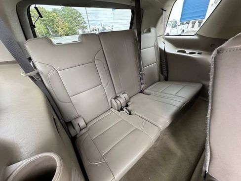 Used 2018 Chevrolet Tahoe LT RWD image 38