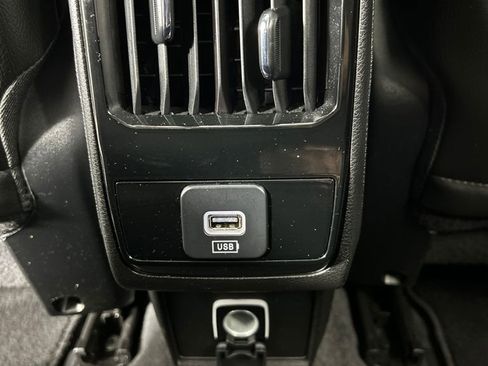 Used 2022 Jeep Compass Limited w/ Sun and Sound Group image 18