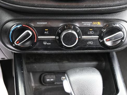 Used 2021 Kia Soul S FWD image 11