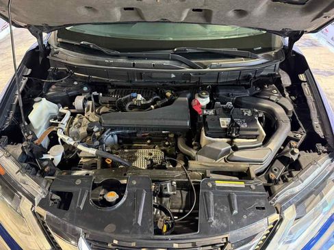 Used 2019 Nissan Rogue SV image 36