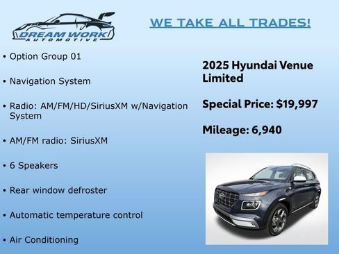 Used 2025 Hyundai Venue Limited image 2