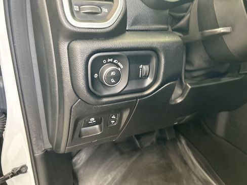 Used 2021 RAM 1500 Big Horn image 35