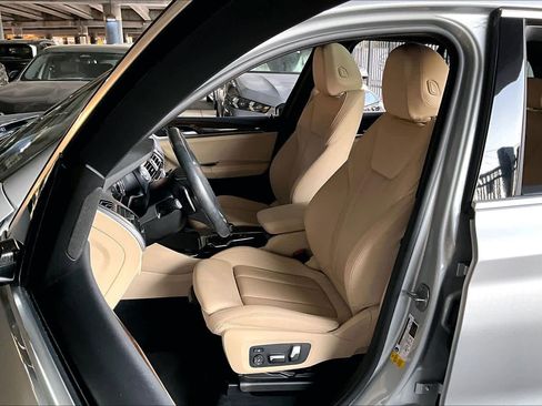 Used 2019 BMW X3 sDrive30i w/ Premium Package image 7