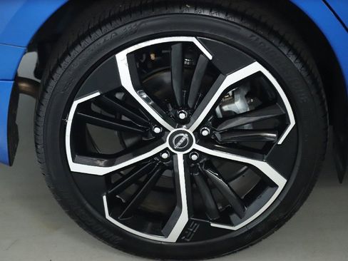 Certified 2025 Nissan Altima 2.5 SR AWD/4WD image 12