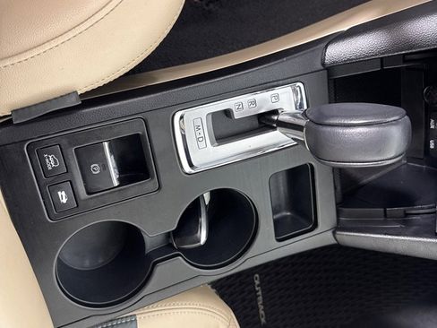 Used 2015 Subaru Outback 2.5i Limited image 18