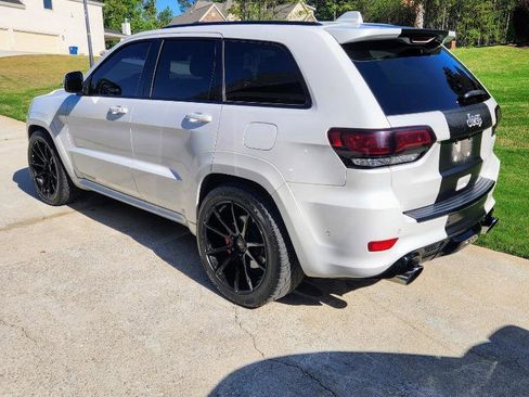 Used 2017 Jeep Grand Cherokee SRT w/ Trailer Tow Group IV AWD/4WD image 7