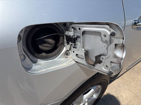 Used 2013 Nissan Rogue S w/ Special Edition Pkg AWD/4WD image 20
