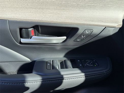 New 2026 Toyota Grand Highlander Platinum image 26