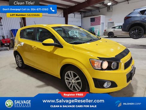Used 2015 Chevrolet Sonic LT w/ LT Promotional Package FWD image 5